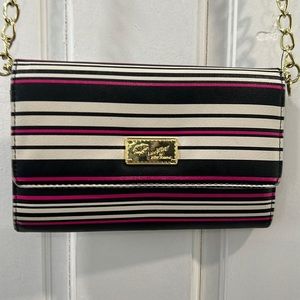 Betsey Johnson Crossbody Amazing condition